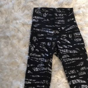 Leggings size 2. High waisted. Lululemon